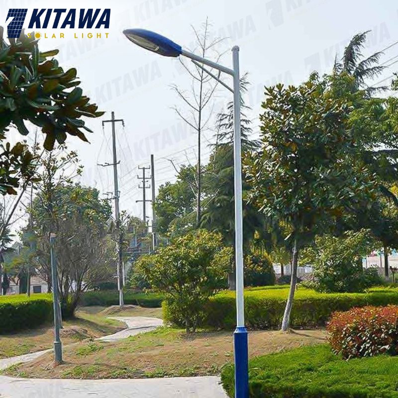 Đèn năng lượng mặt trời dùng để chiếu sáng nơi công cộng