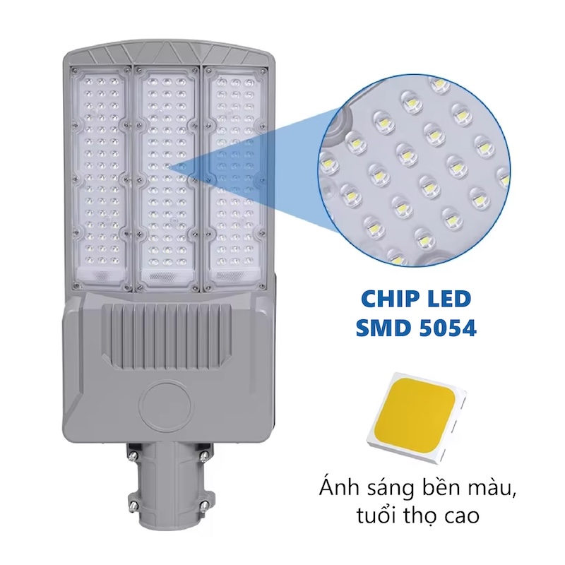 đèn đường năng lượng mặt trời 600w