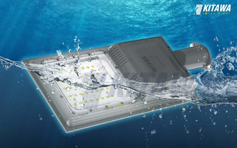 Đèn năng lượng mặt trời 300W mang lại ánh sáng mạnh