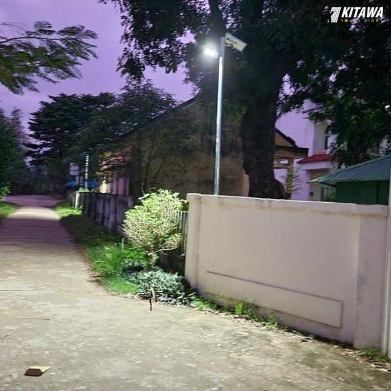 đèn năng lượng mặt trời cho trường học