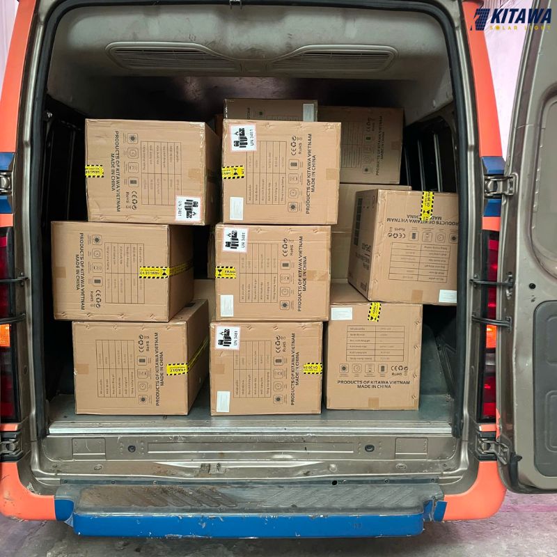 giao đèn năng lượng mặt trời cho xưởng may