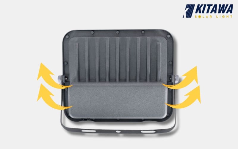 Đèn năng lượng mặt trời tỏa nhiệt tốt, chống cháy nổ