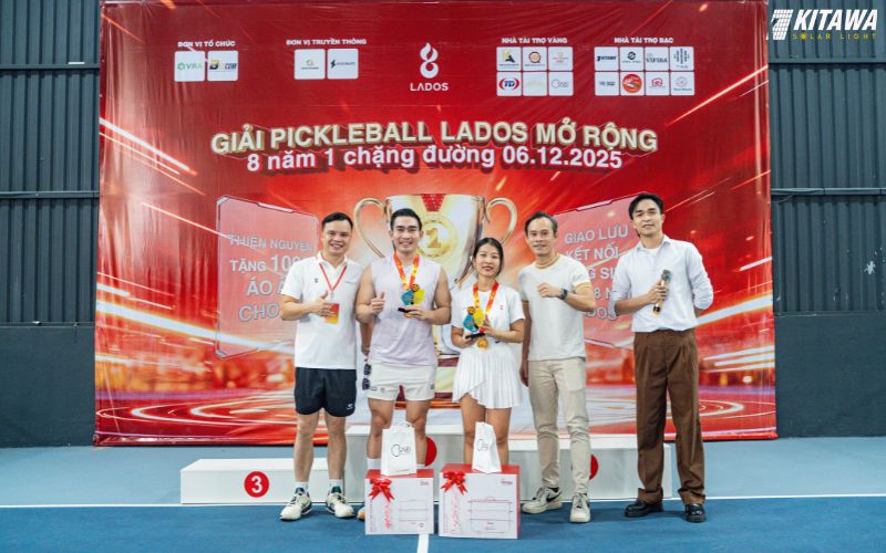 KITAWA chung tay quyên góp 1.000 chiếc áo ấm cho trẻ em miền Trung