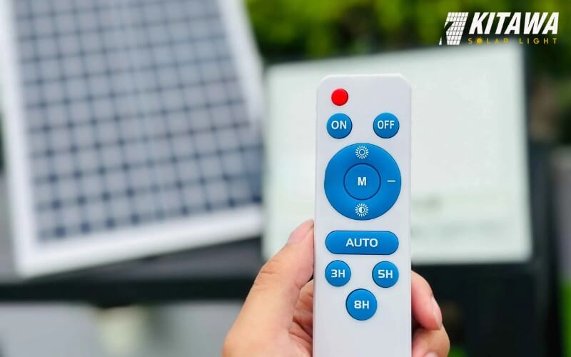 Sử dụng điều khiển để cài đặt lại giờ cho chính xác