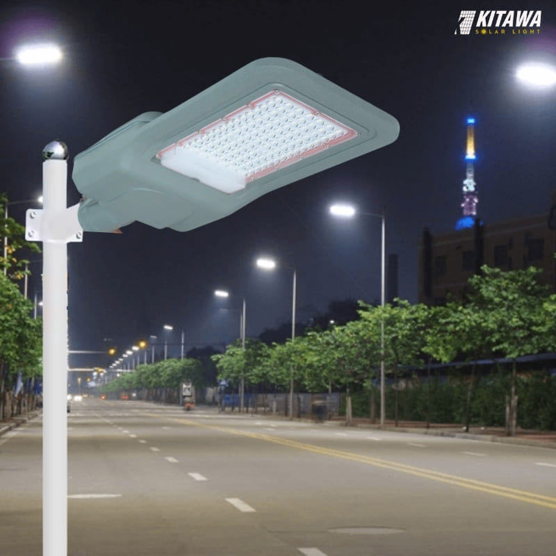 Đèn sử dụng nhôm đúc chắc chắn