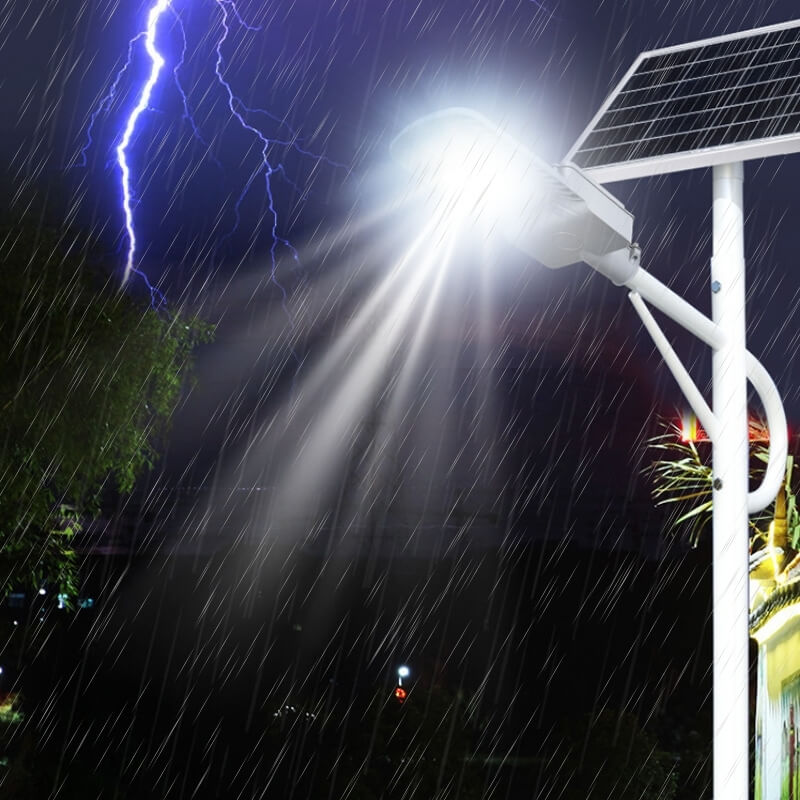 Đạt chuẩn IP67 chống nước