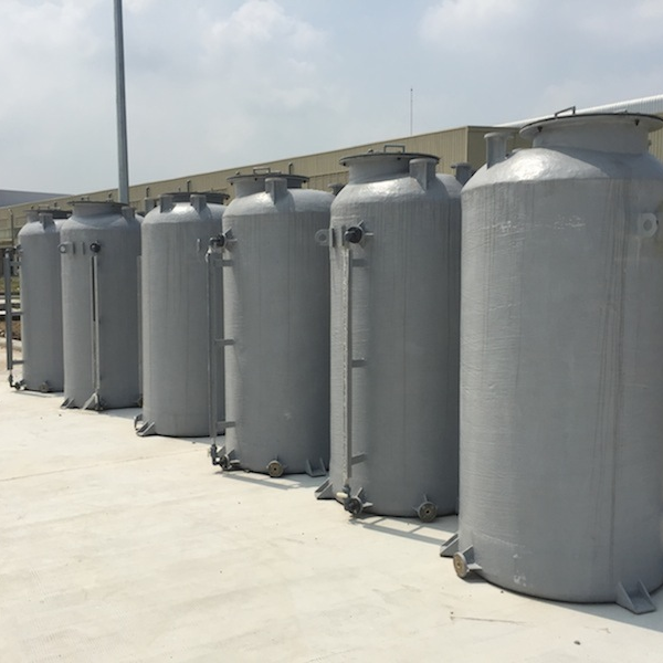 Bồn chứa dáng đứng