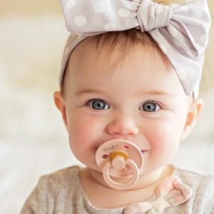 MÁCH MẸ BÍ QUYẾT LOẠI BỎ THÓI QUEN HAY MÚT TAY CỦA CON
