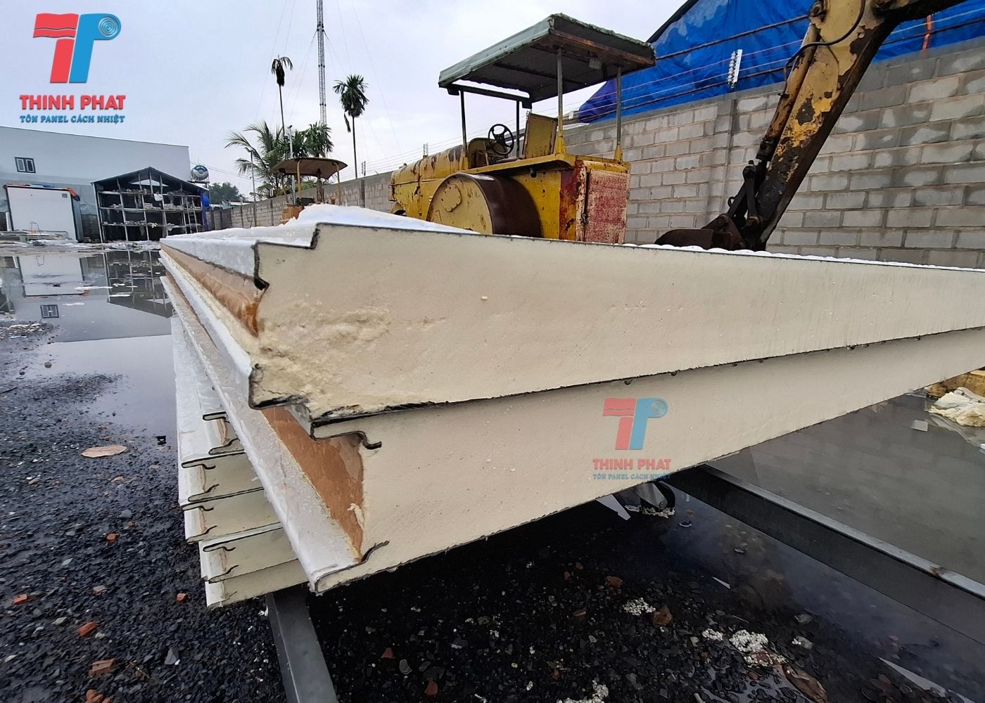 vách ngăn panel PU 3