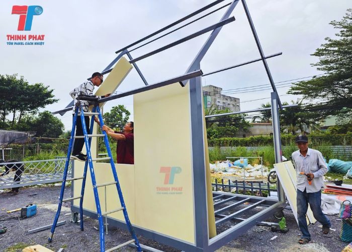 nhà tiền chế vách panel 2