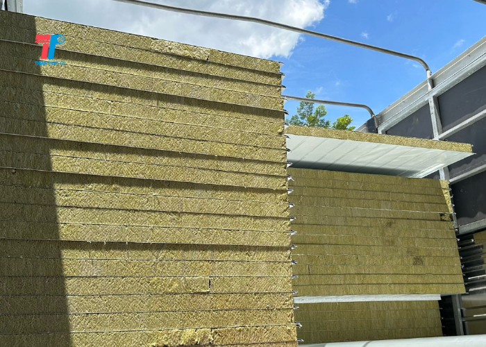 panel chống thấm