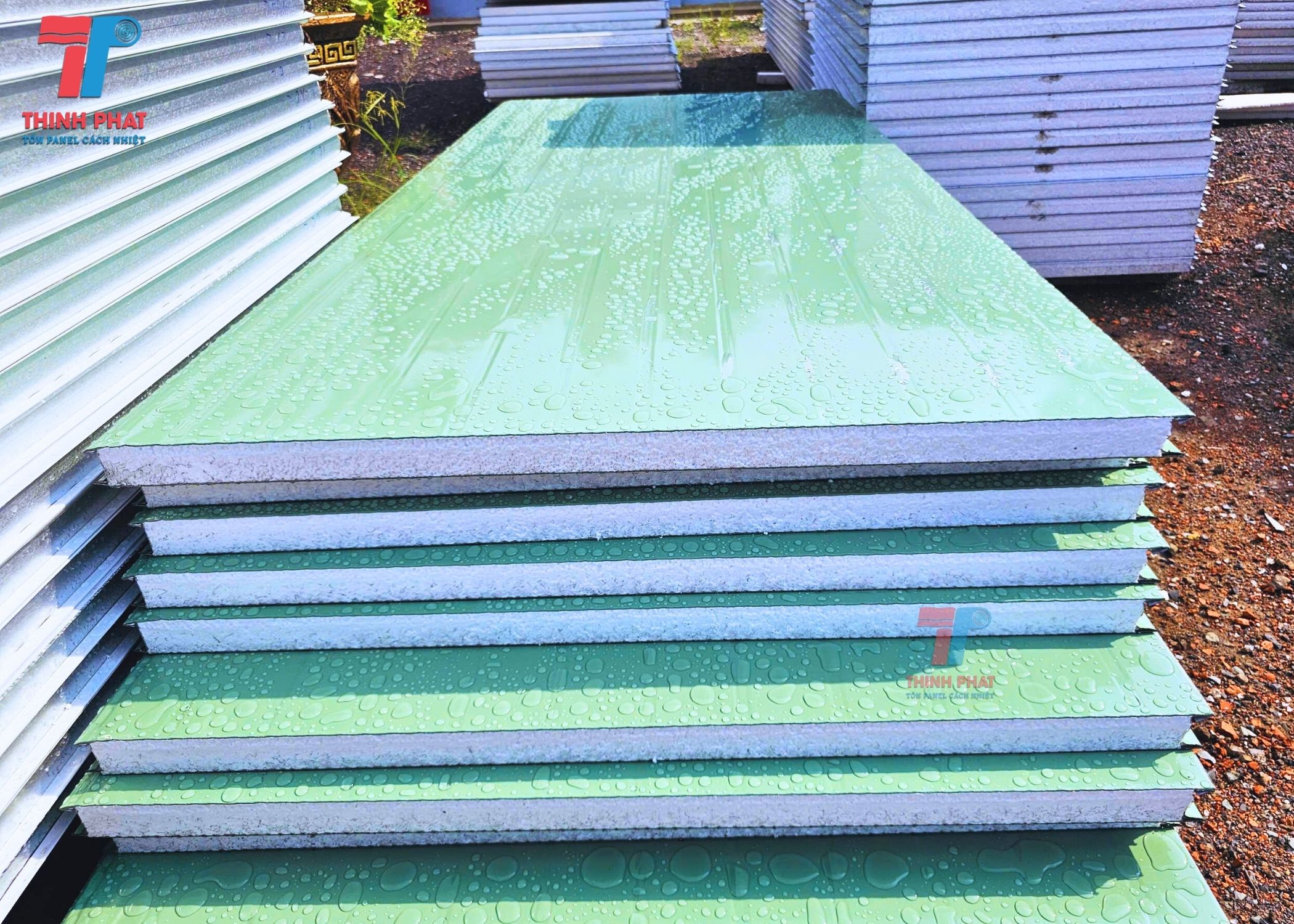 panel EPS xanh ngọc 1