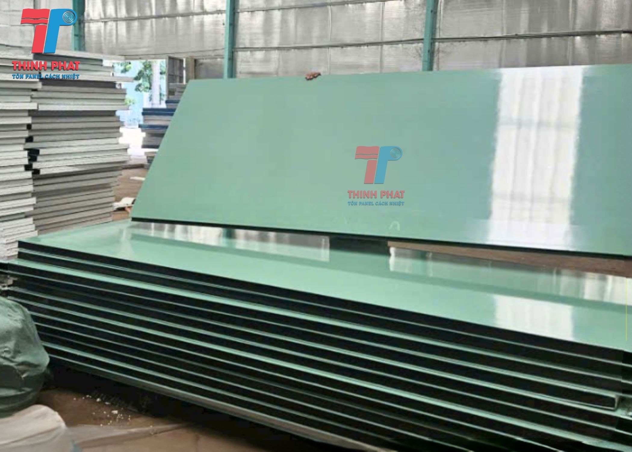 panel EPS xanh ngọc 3