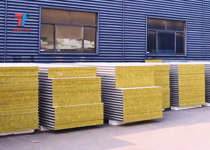 panel rockwool cách nhiệt chống cháy