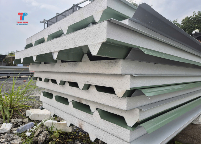 tấm cách nhiệt mái tôn