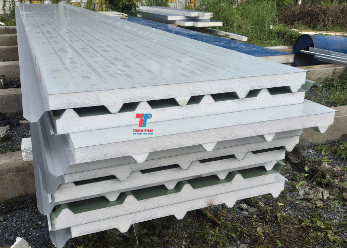 tấm cách nhiệt mái tôn