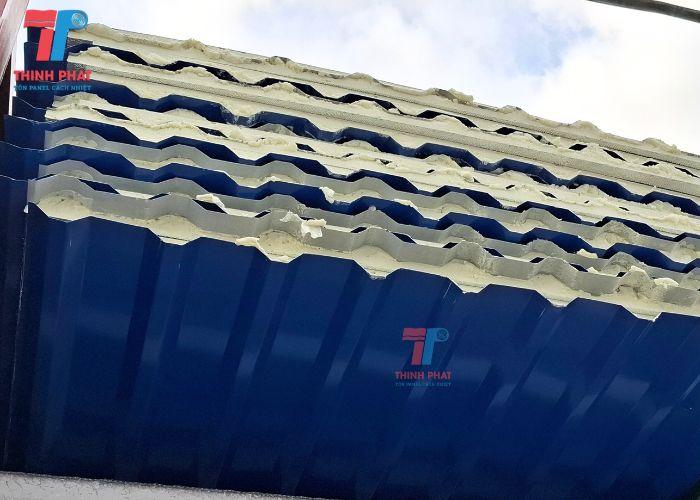 tôn cách nhiệt pu 9