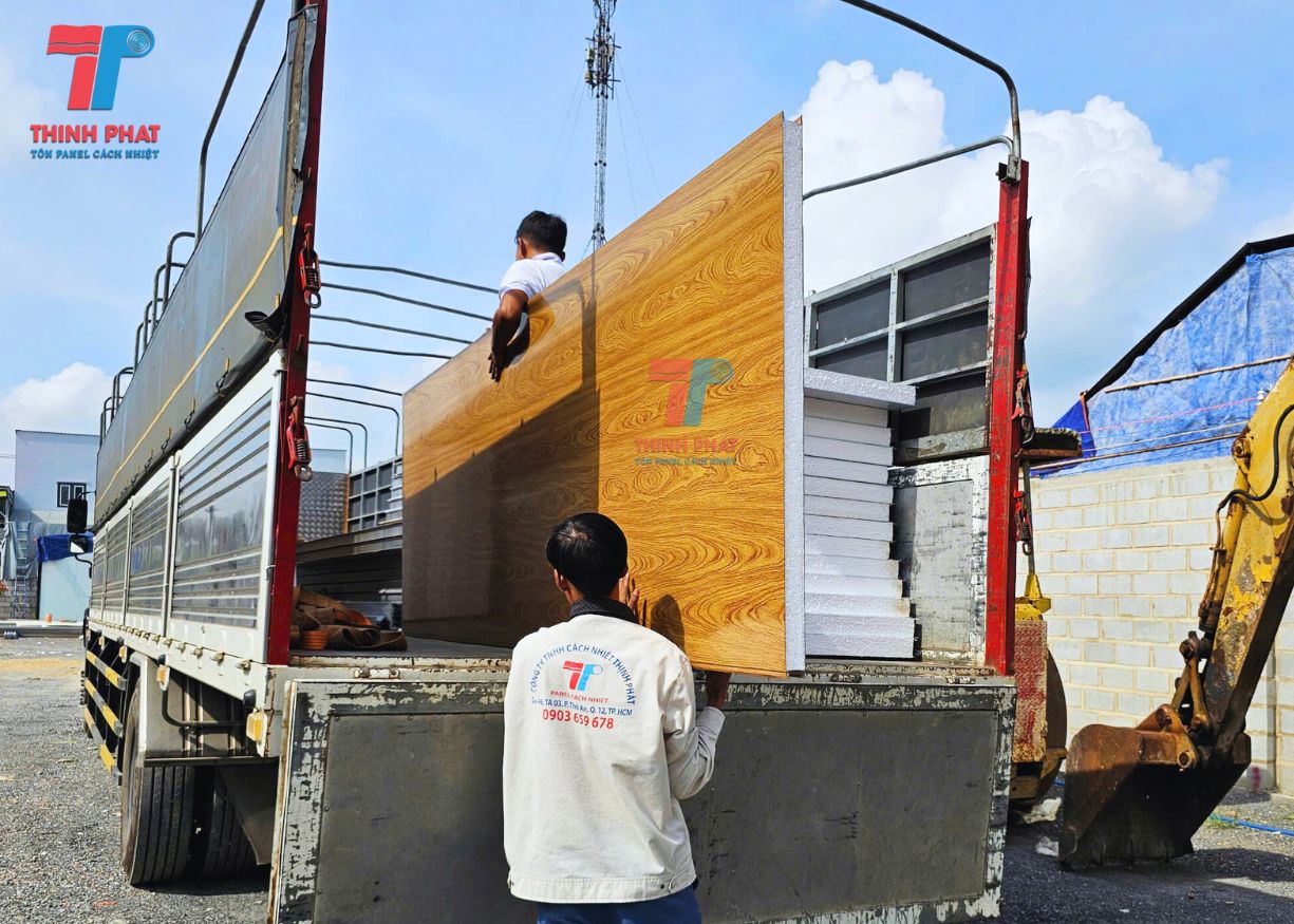 tôn panel giả gỗ 7