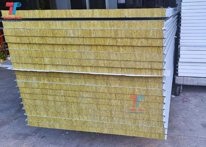 tôn panel lõi xốp 10