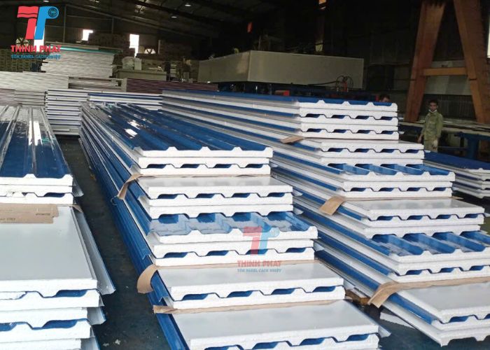 tôn panel lợp mái 1
