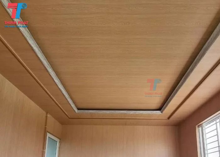 tôn trần nhà giả gỗ 2