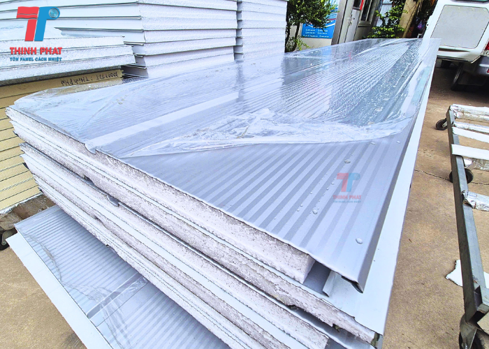 tôn vách ngoài trời 5