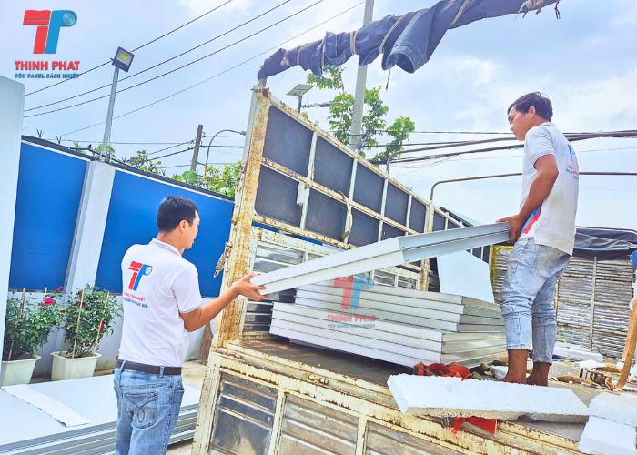 trần panel cách nhiệt 9