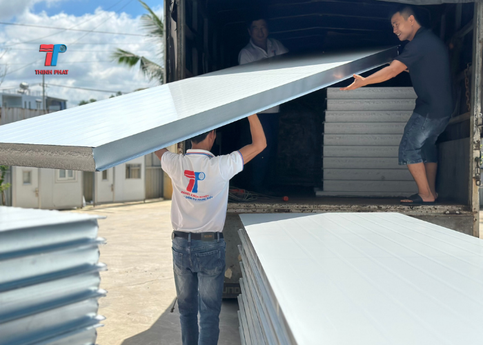 vách ngăn bàn panel