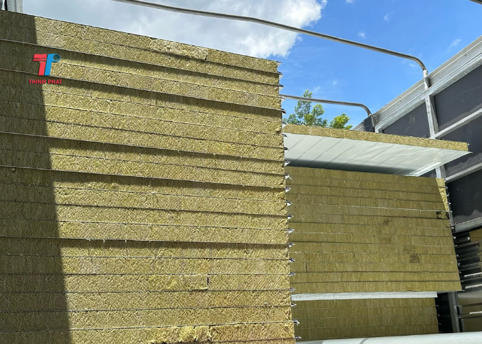 vách ngăn nhà xưởng