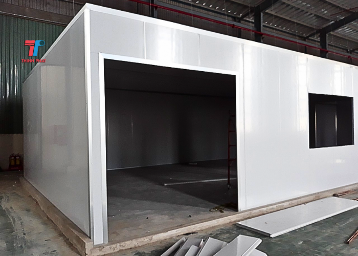 vách ngăn nhà xưởng