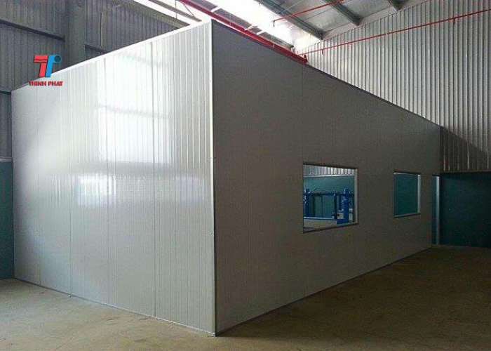 vách ngăn nhà xưởng