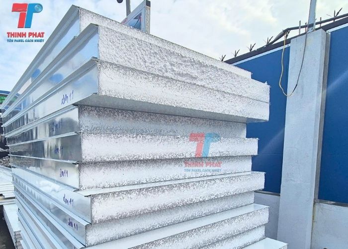 vách ngăn phòng 3