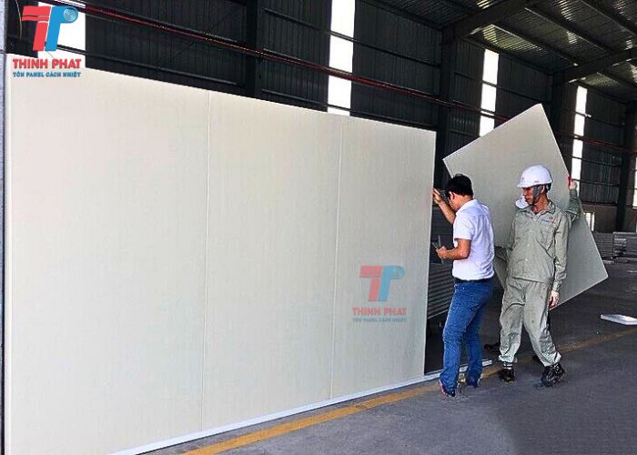 vách ngăn phòng 10