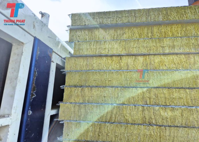 vách panel chống cháy 2