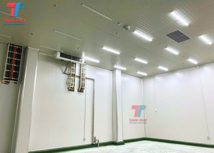 vách tôn xốp 2 mặt 5