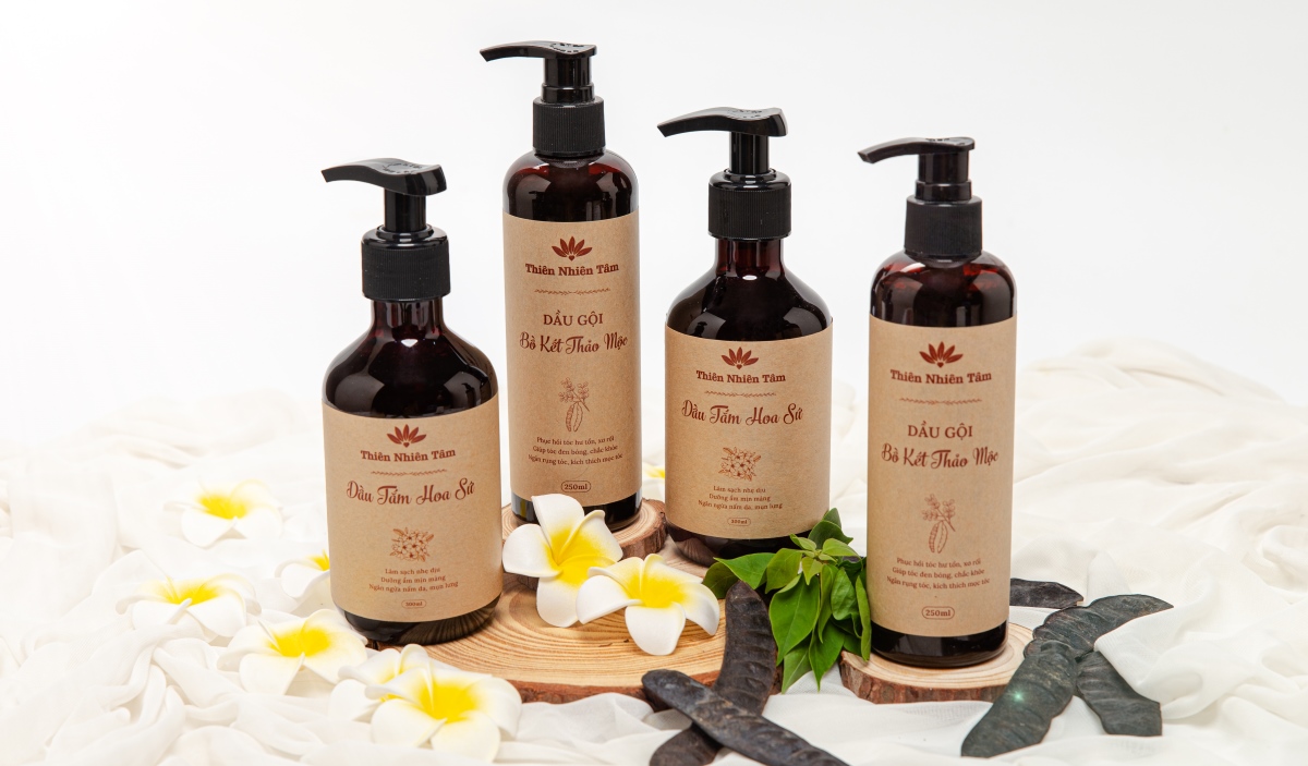 dầu tắm hoa sứ