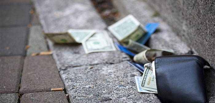 Không nhặt tiền rơi vào ngày rằm tháng 7