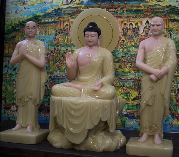 Tượng phật Ca Diếp