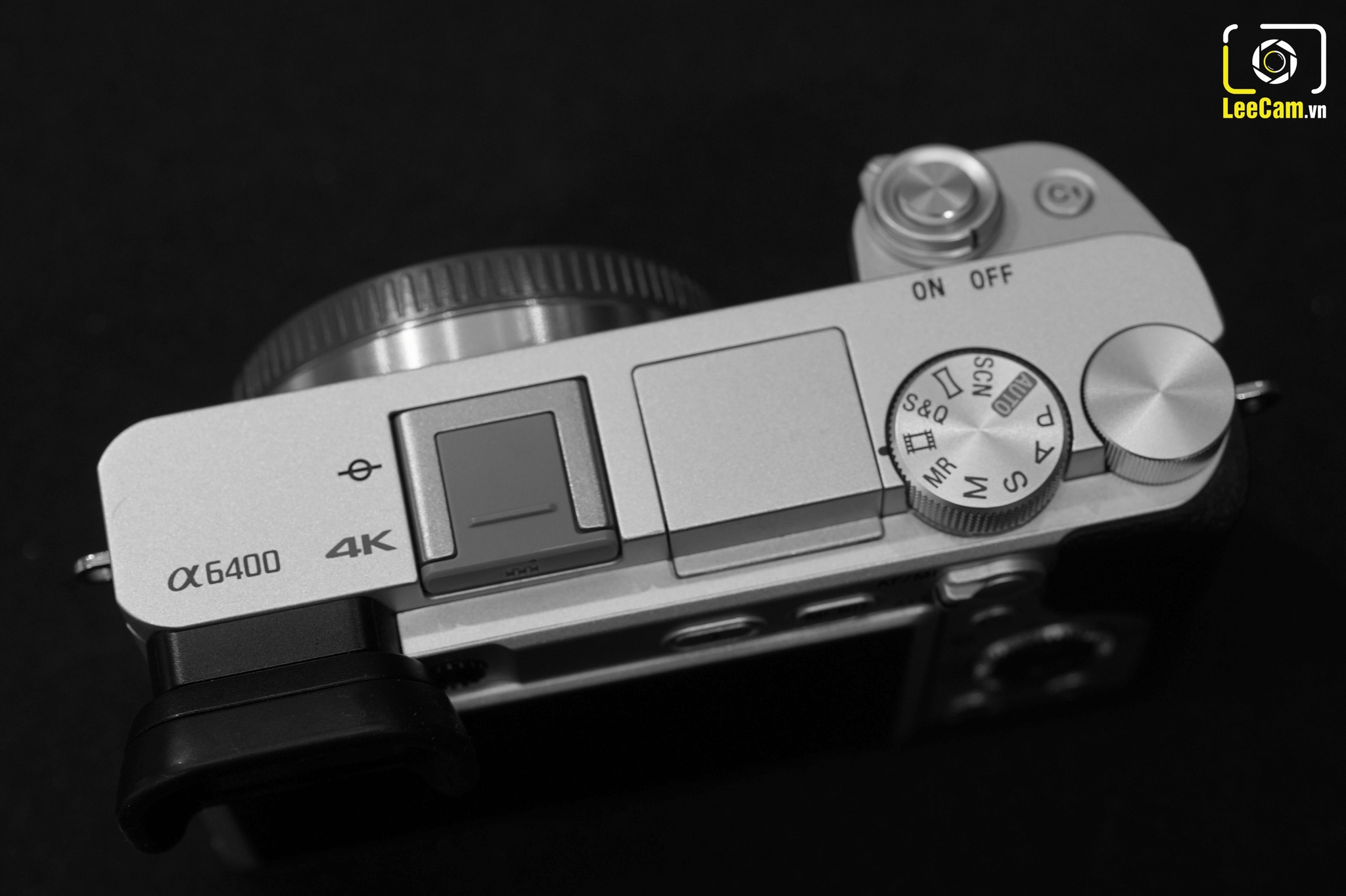 sony-a6400-leecam