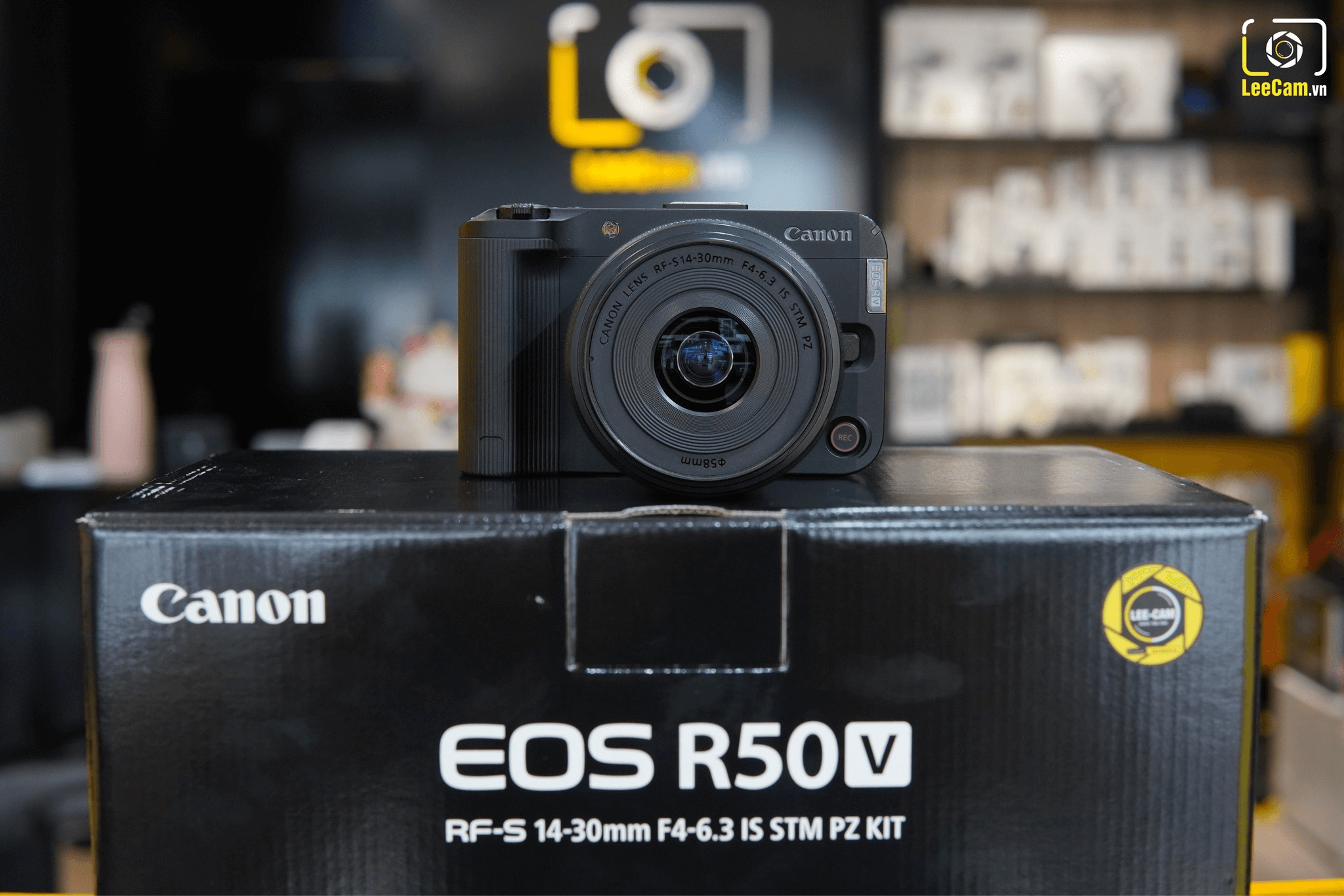 canon-eos-r50-leecam