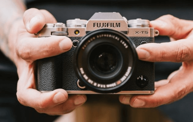 fujifilm-phu-hop-voi-ai