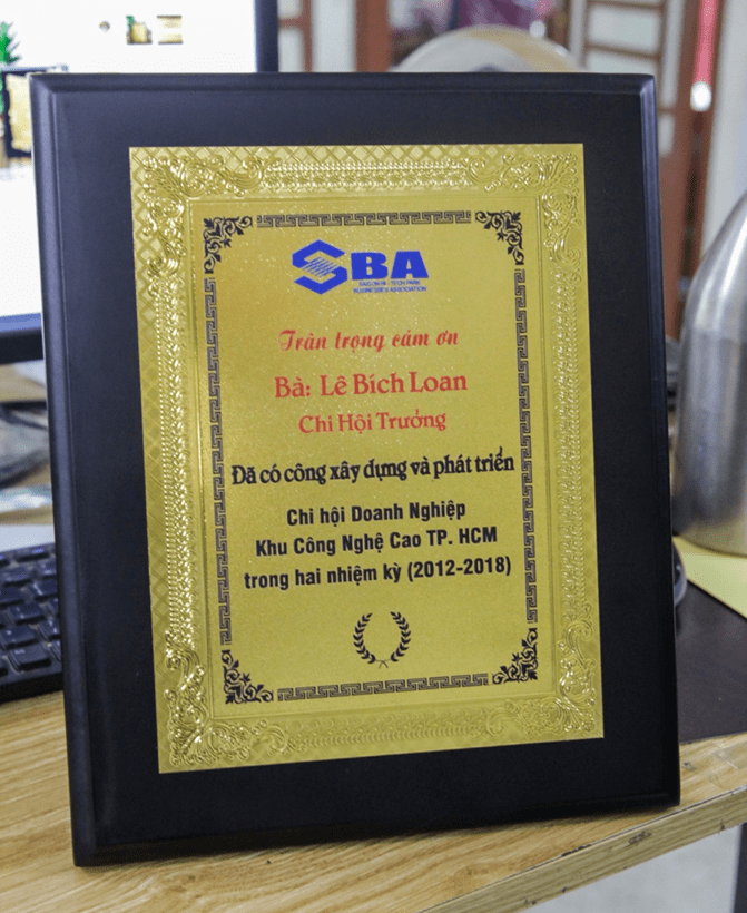 bảng vinh danh nhân viên xuất sắc của tháng 3