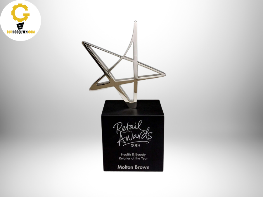 các mẫu cúp lưu niệm ngôi sao kim loại