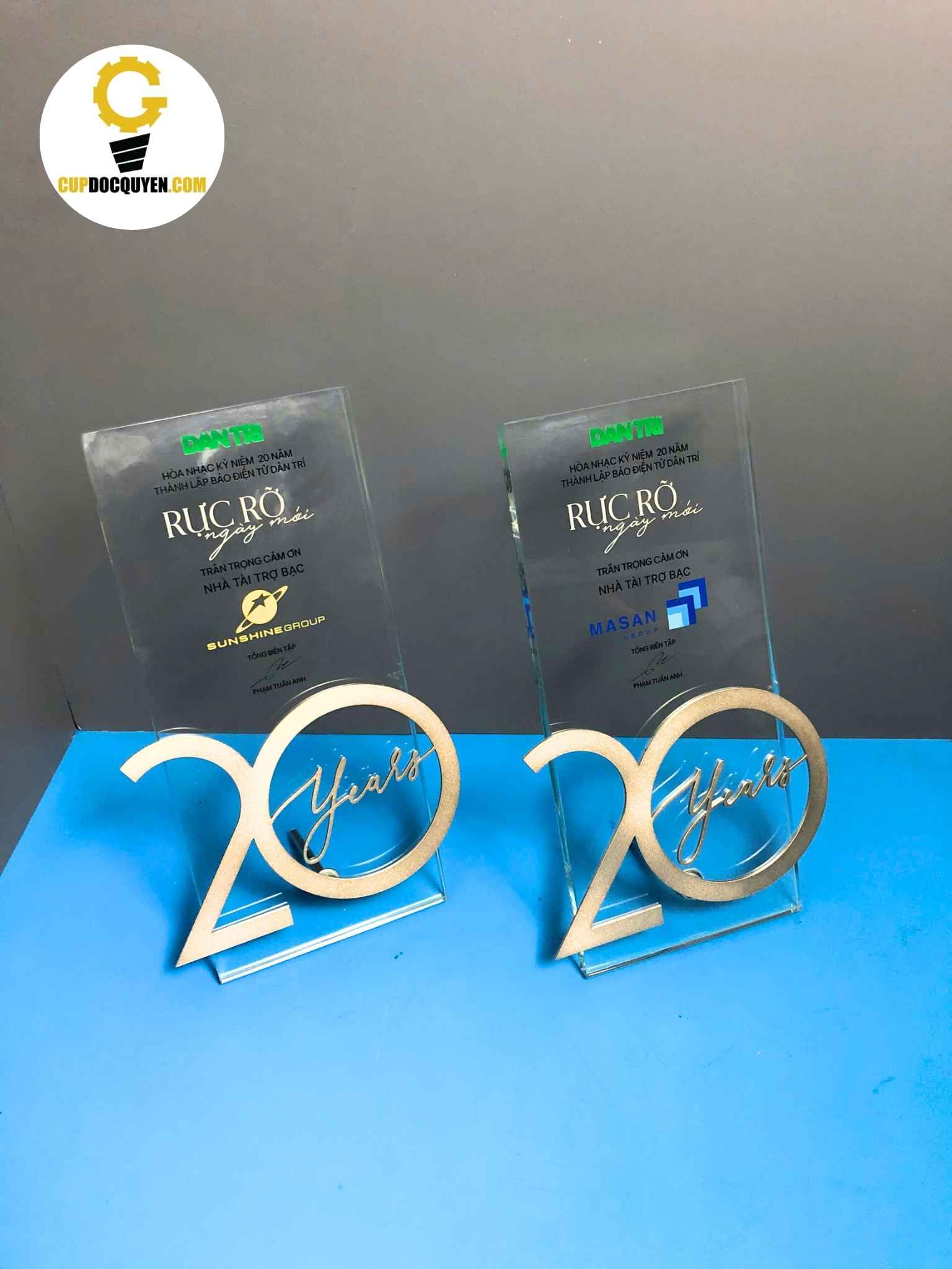 cup-ky-niem-thanh-lap-doanh-nghiep