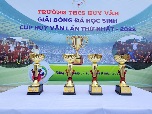 Cup-the-thao-hoc-sinh