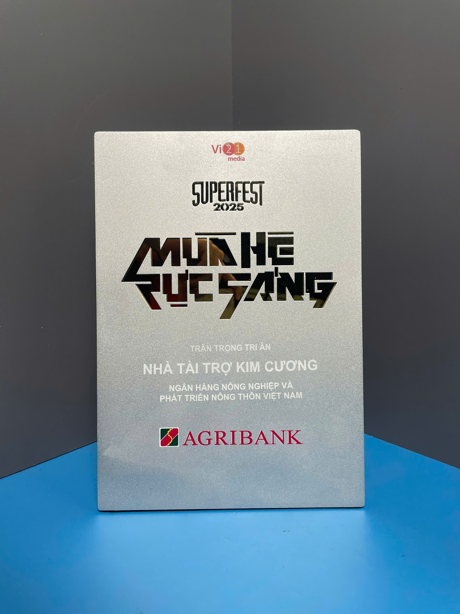 cup-tri-an-doi-tac-doanh-nghiep