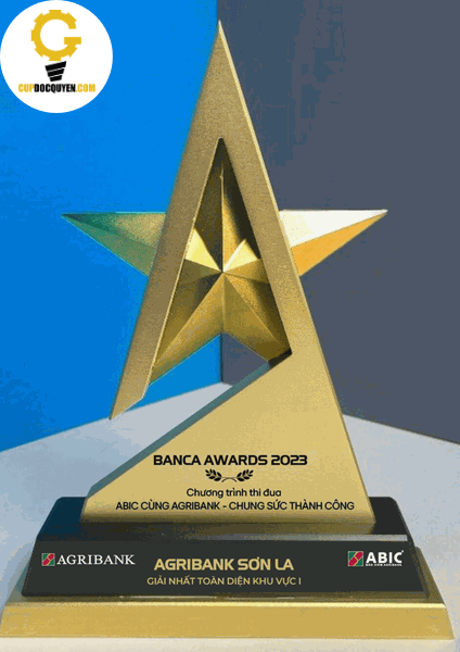 cúp vinh danh hình ngôi sao