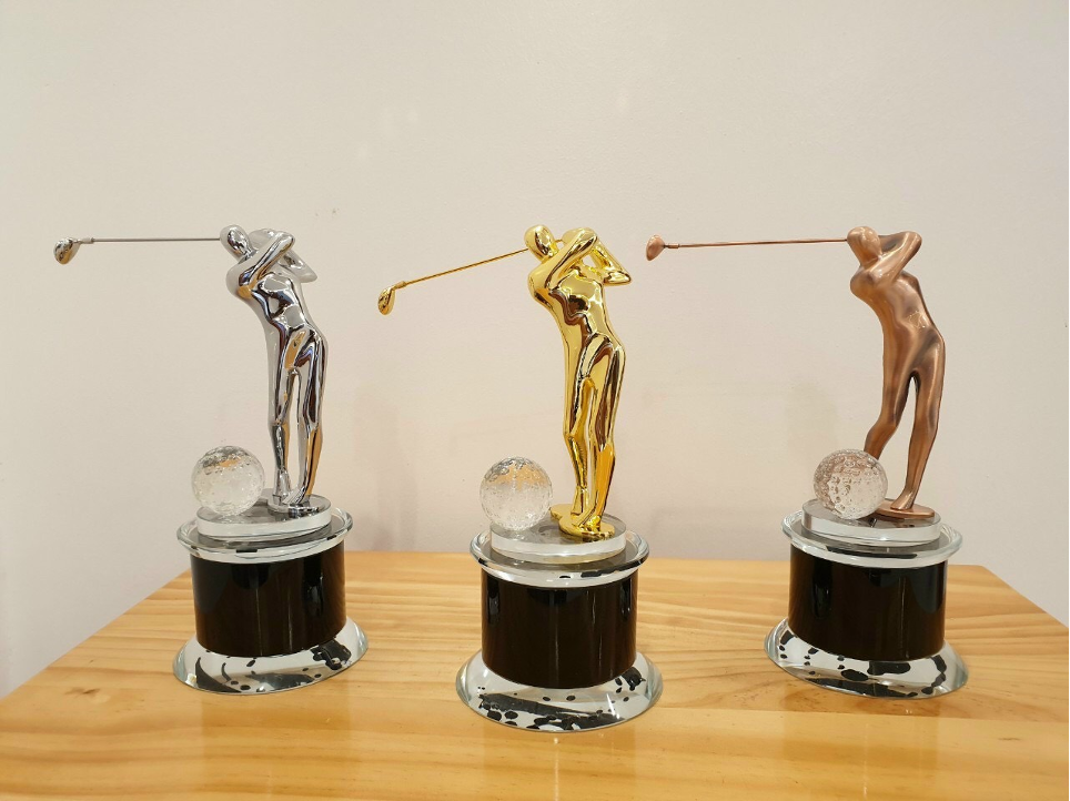 Đơn vị bán cúp golf uy tín 2