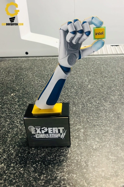 lam-cup-luu-niem-theo-yeu-cau-4