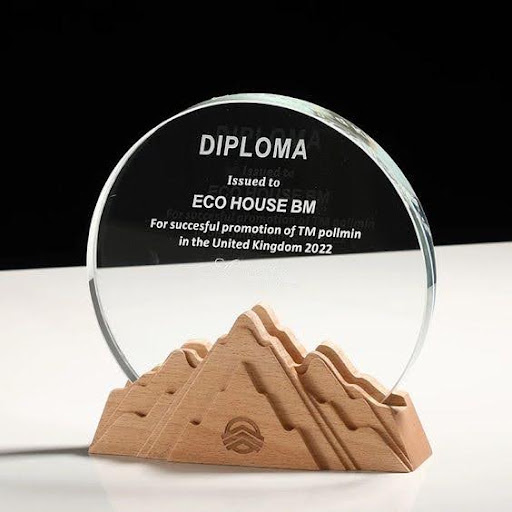 Mau-cup-luu-niem-pha-le